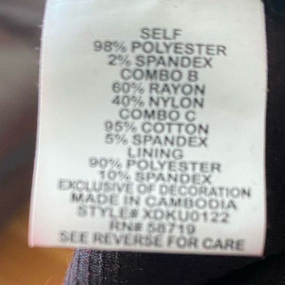 Ny collection Floral design sweater, Size LARGE - Picture 7 of 7